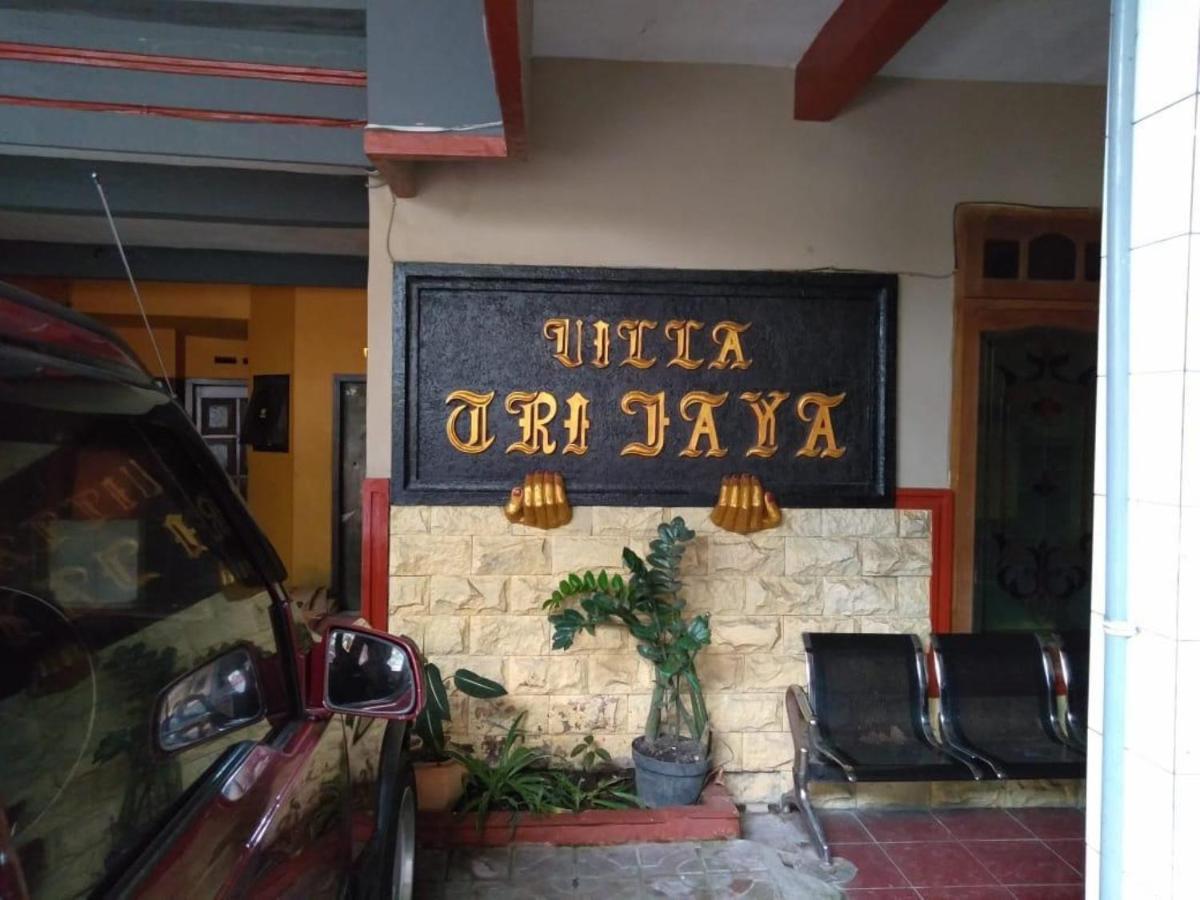 Villa Trijaya Бату Экстерьер фото