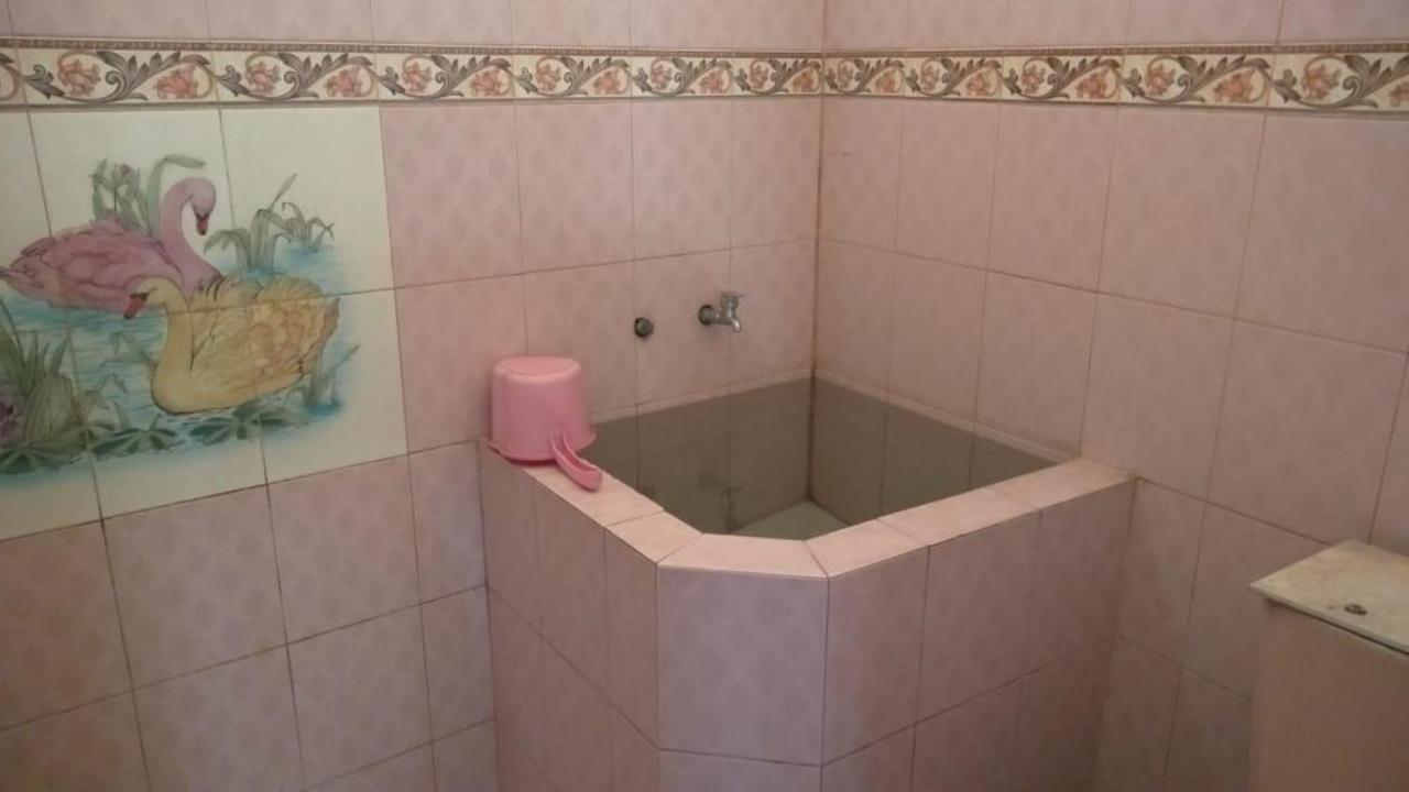 Villa Trijaya Бату Экстерьер фото